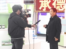 平泉市融媒直播活動(dòng)，消費(fèi)扶貧，帶您了解承德亞歐“仁”氣王